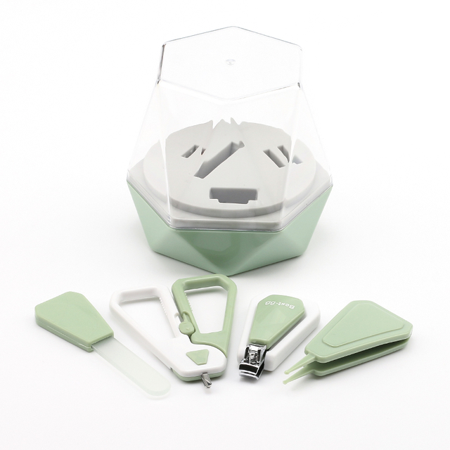 Набор для ухода за детским маникюром из 4 предметов